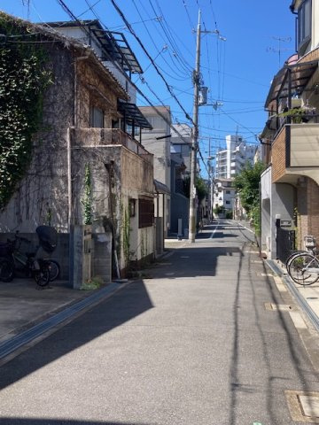 大阪市旭区今市２丁目売土地の前面道路含む現地写真