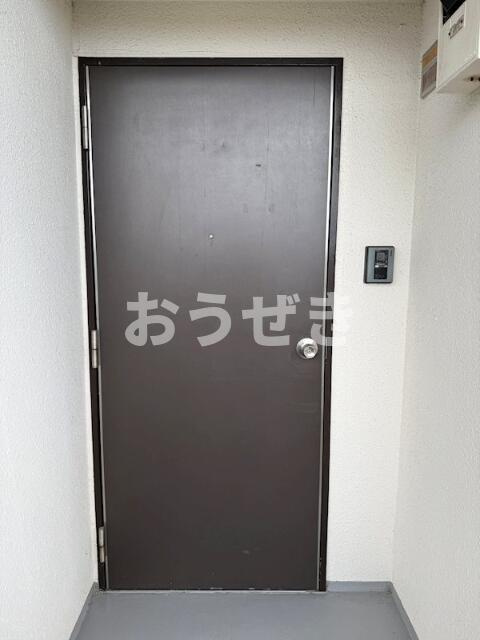 セントラーレ鳥が丘の玄関