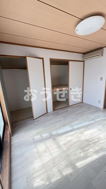 初音町１丁目　貸戸建の収納