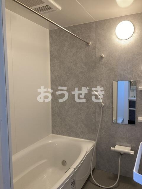 メゾン　ド　ノアの浴室