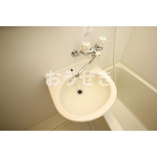 本牧Ｌ２ビルの洗面所