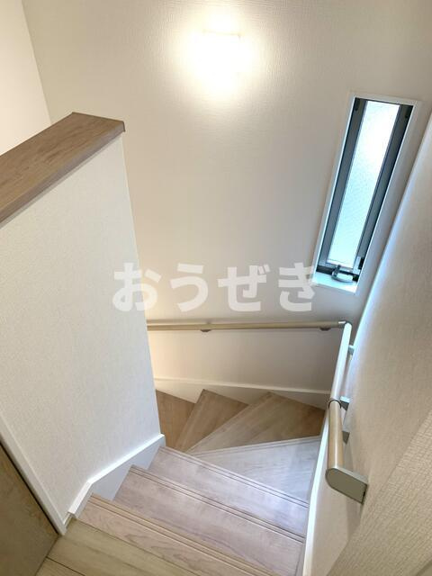 ヴェルデ本牧のその他|階段
