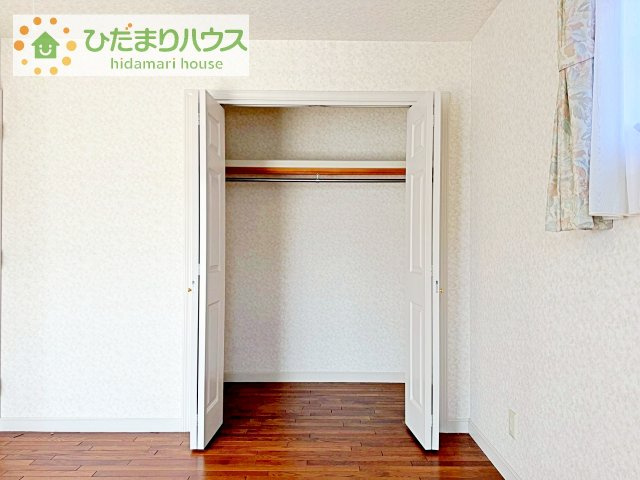 【収納】 | つくば市竹園3丁目　中古戸建 | お洋服の多い女性に人気！収納力の高いクローゼット付☆彡