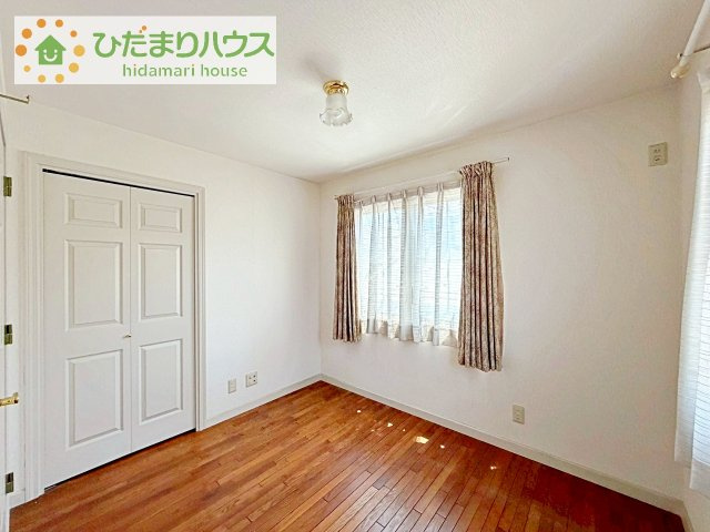 【洋室】 | つくば市竹園3丁目　中古戸建 | 収納付きで居住性の高い洋室です！