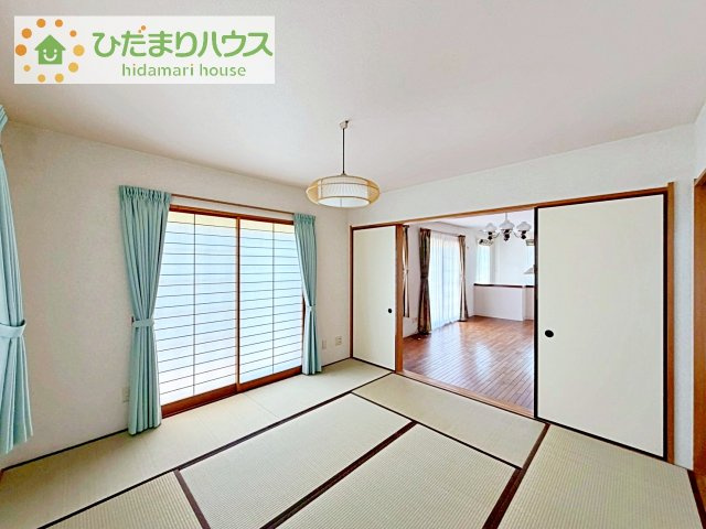 【和室】 | つくば市竹園3丁目　中古戸建 | 客間としても活用しやすい8帖の和室！