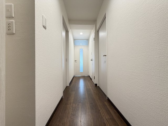 三井大曽根ハイツの玄関