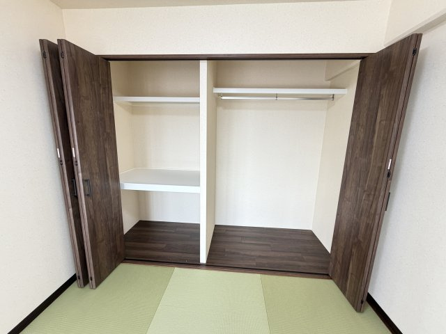 三井大曽根ハイツの収納