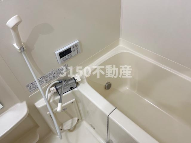 エクセレントＭＩＮＩ　Ｂの浴室|追い焚き給湯