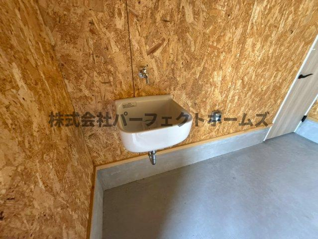 高野道ガレージハウスC棟の設備