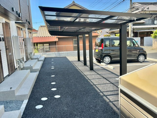 Fortisの駐車場
