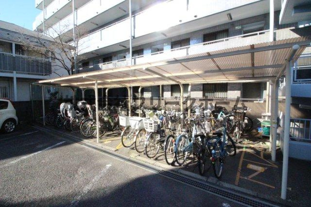 武蔵野市中町１丁目の賃貸マンションの駐車場