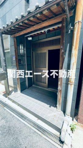 【玄関】 | 足代北２丁目一棟