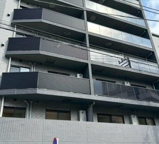 ルーブル中板橋六番館のエントランス