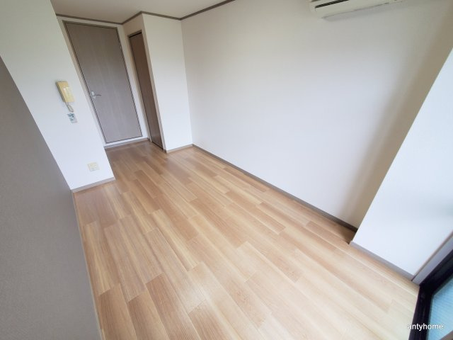 イーズ千里山　仲介手数料無料の寝室