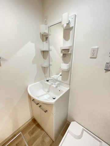 フジパレス俊徳道Ⅴ番館の洗面所
