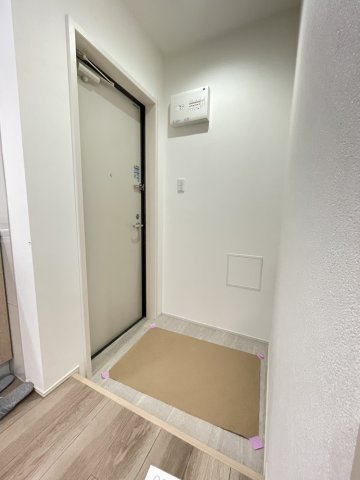 フジパレス俊徳道Ⅴ番館の玄関