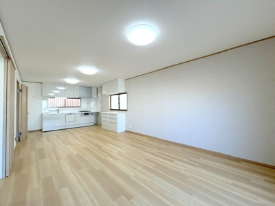 【居間・リビング】 | 寝屋川市春日町戸建