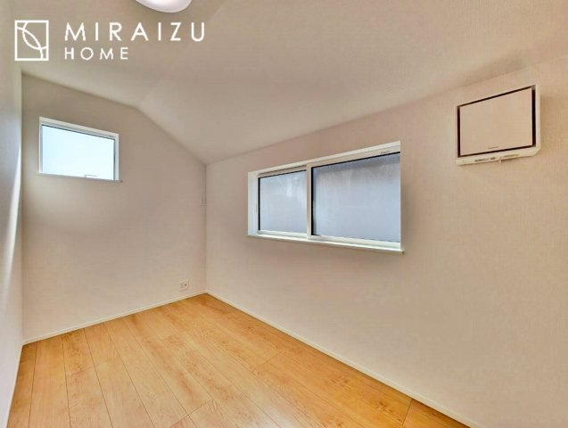 【前面道路含む現地写真】 | 前面道路☆運転が不安な方も安心な前面道路、きちんと幅員のある道路は女性にも安心です。整備されている道路は気持ちも良いですね♪