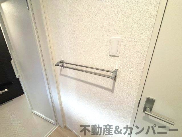 クレイドルガーデン松前町北川原第1-1号棟　伊予郡松前町大字北川原新築戸建のその他|タオル掛けです