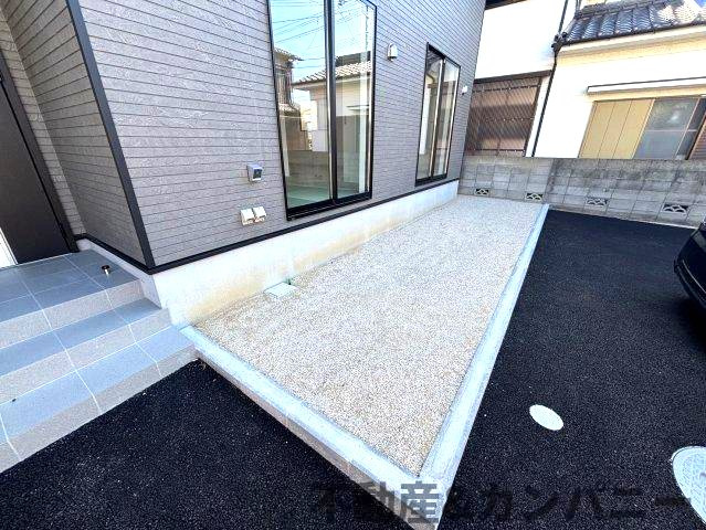 クレイドルガーデン松前町北川原第1-1号棟　伊予郡松前町大字北川原新築戸建の庭|お庭も活用できます