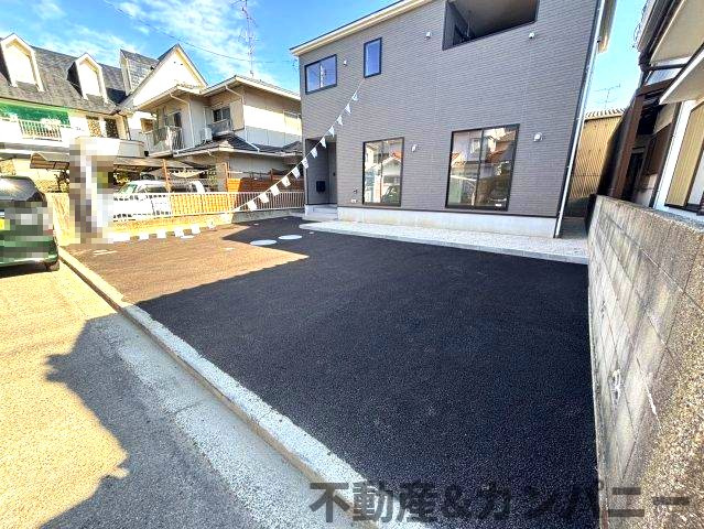クレイドルガーデン松前町北川原第1-1号棟　伊予郡松前町大字北川原新築戸建の駐車場|駐車スペースもあります