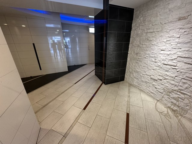 セレニテ梅田ESTのロビー