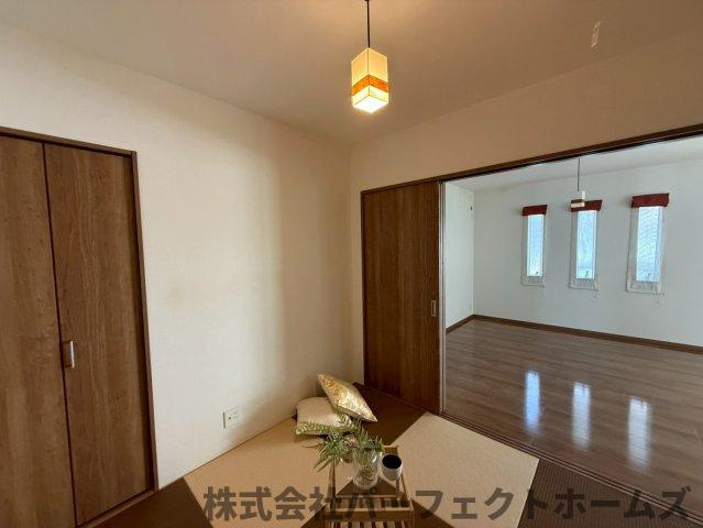 出口3丁目戸建の和室|い草の香りが落ち着く素敵な和室です