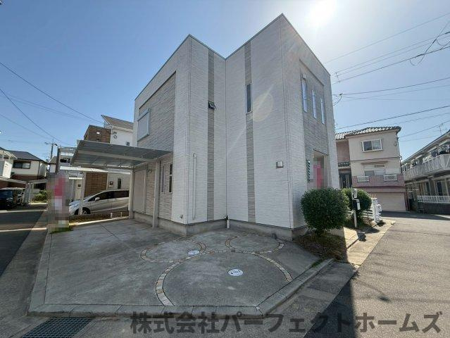 出口3丁目戸建の駐車場|駐車場に車を止められます