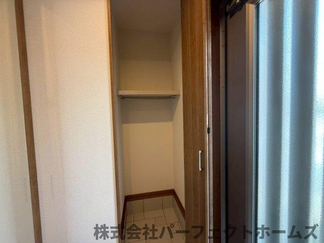 出口3丁目戸建の収納|ちょっとした収納スペースも充実しています