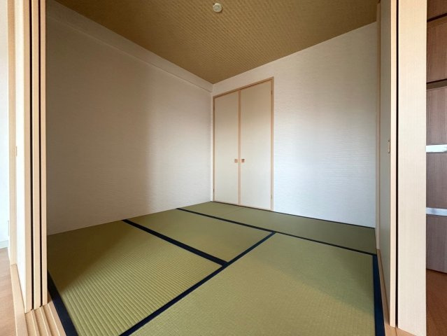 パークナードフィット津雲台の和室