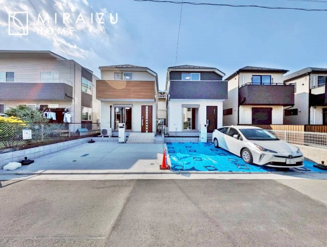 【庭】 | 青く澄み渡った綺麗な空と、陽の光をたっぷりと受ける、そんな新築住宅で新生活をスタートしてみませんか？見学・ご相談等、ミライズホーム(株)までお気軽にご連絡下さい♪