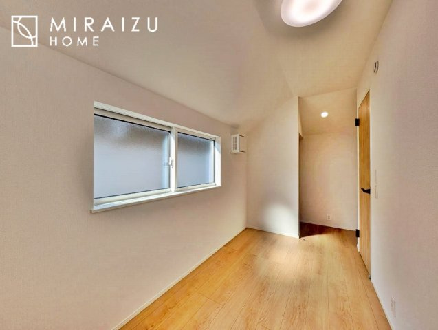 【子供部屋】 | 人生100年時代、永く安心してお住まいいただくために、大切なご家族と財産を守ることのできる地震に強い安心な住宅！お休みの日にご家族で見学はいかがでしょう♪