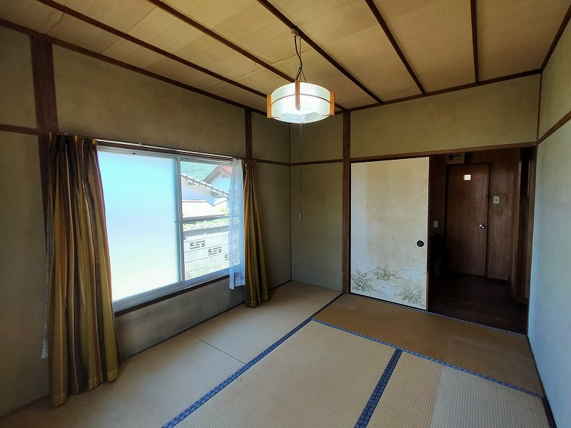 黒髪町桜ケ丘団地戸建の和室|西側和室６帖