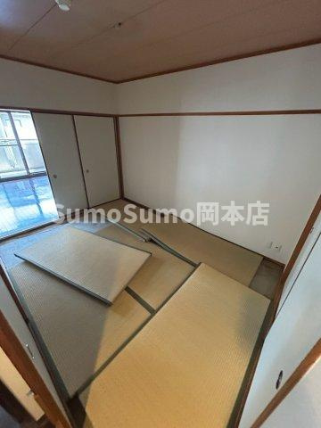アーデンコート住吉川の和室|和室ならではの温かな和の空間で寛ぎの時間を過ごせます