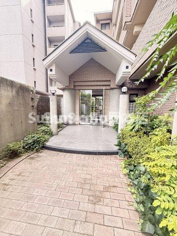アーデンコート住吉川のエントランス|清潔なエントランスです