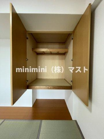 クラウンハイム西田辺の収納