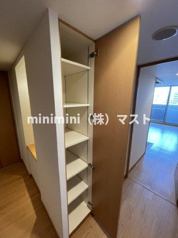 クラウンハイム西田辺の収納
