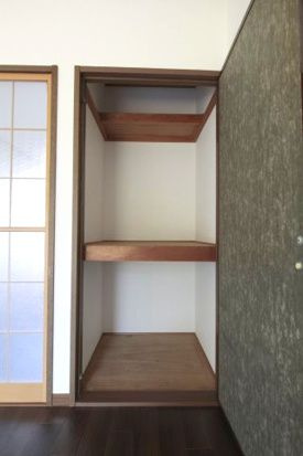 メゾンカトレアの収納