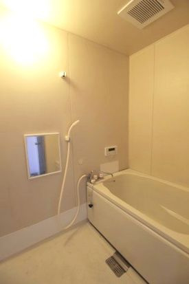 メゾンカトレアの浴室