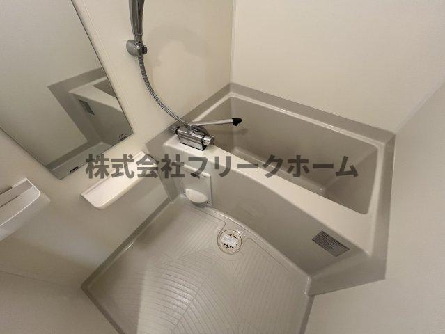 三鷹市下連雀４丁目の賃貸マンションの浴室