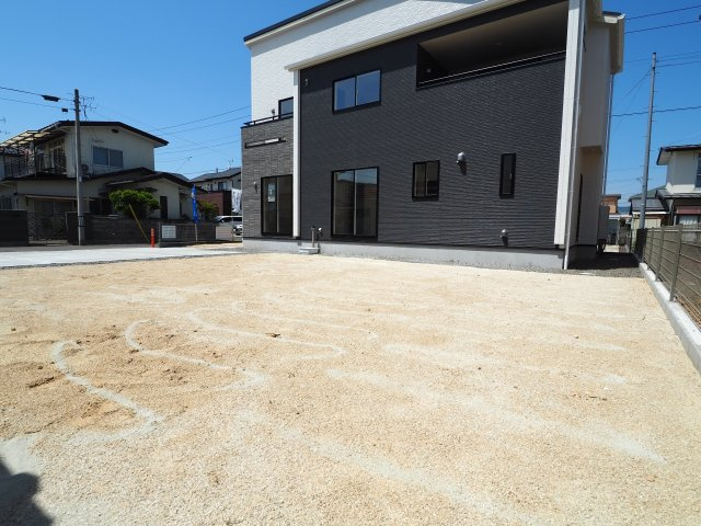 【庭】 | Blooming　Garden　笹谷道場　１号棟 | ★内覧予約でブランド米2kg★　