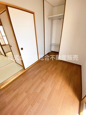 加納1丁目中古戸建の収納|納戸が広く明るいです！お部屋としても使えます。
