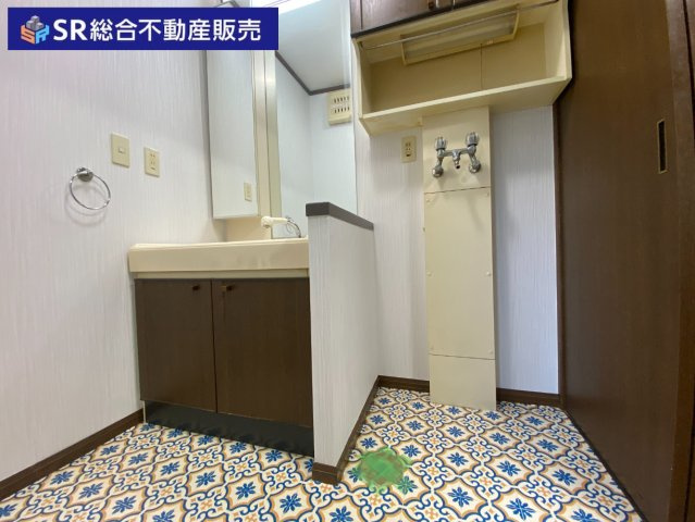 加納1丁目中古戸建の脱衣所|室内洗濯機置場もあり、使いやすい脱衣場です！