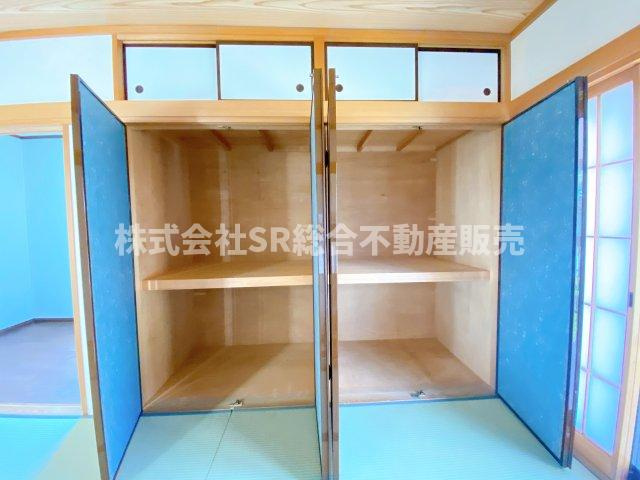 加納1丁目中古戸建の収納|容量たっぷりの押入です♪