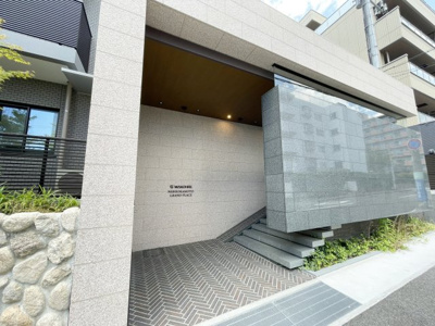 【エントランス】 | ワコーレ西岡本グランプレイス