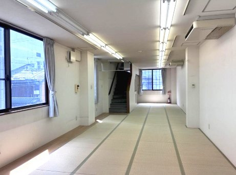 元竹田町店舗の内装