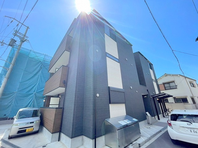 イリスコート神崎川の外観