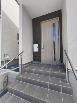 【エントランス】 | 大津市向陽町9-15　新築戸建