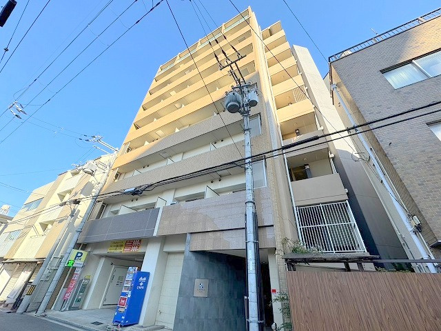 CASSIA十三の外観