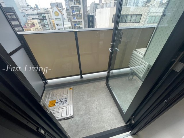 クロスレジデンス神田神保町のバルコニー
